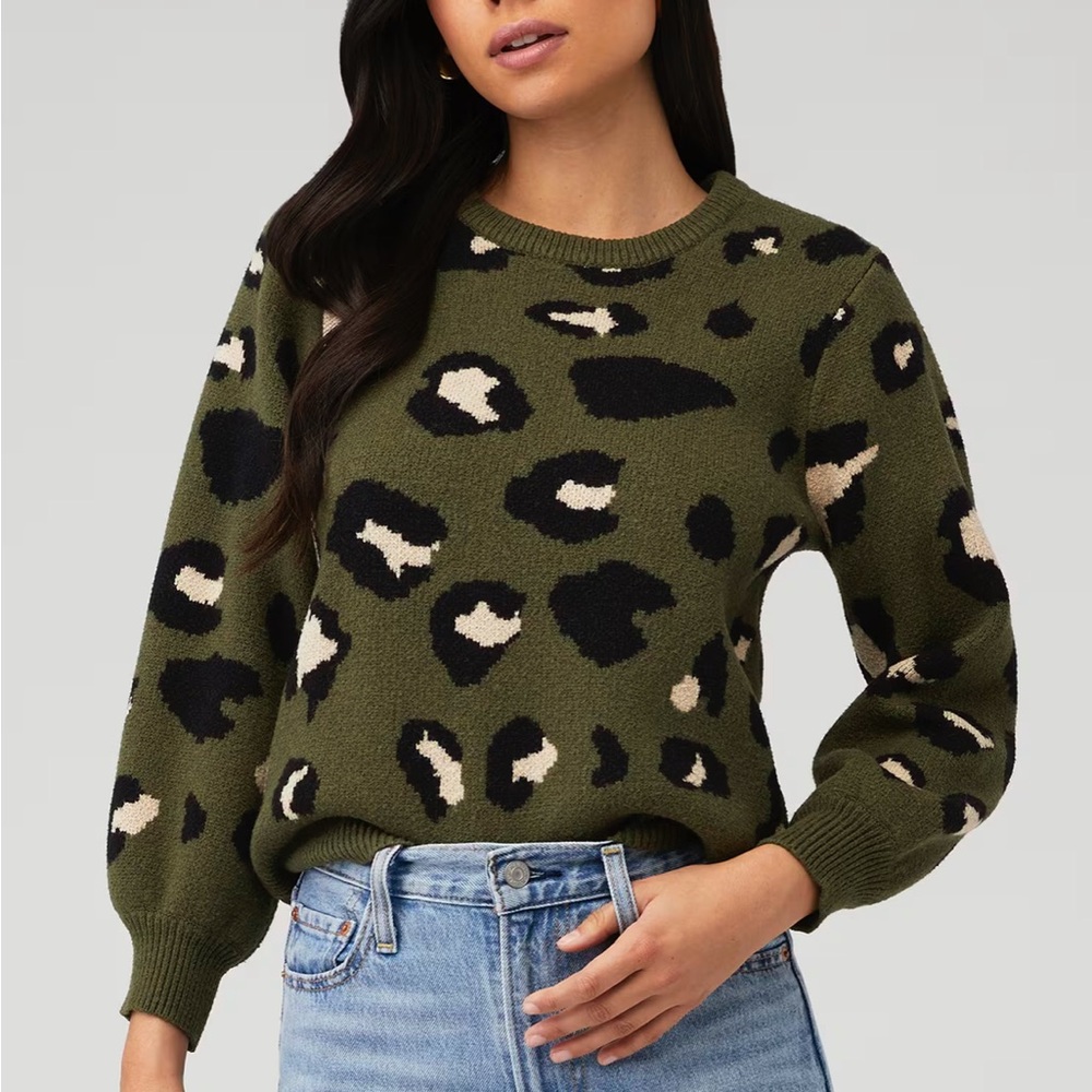 Lost in lunar sweater